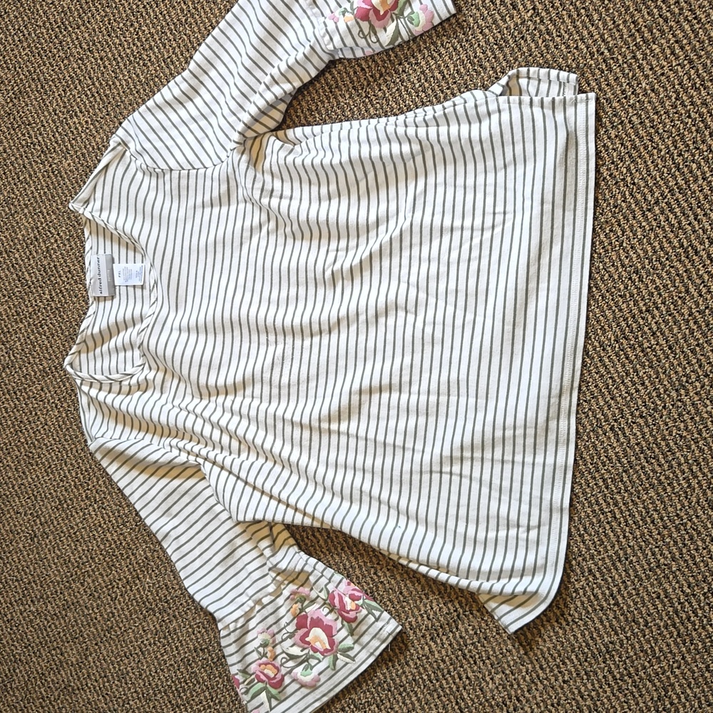 Alfred dunner petite striped floral detail bell sleeve blouse